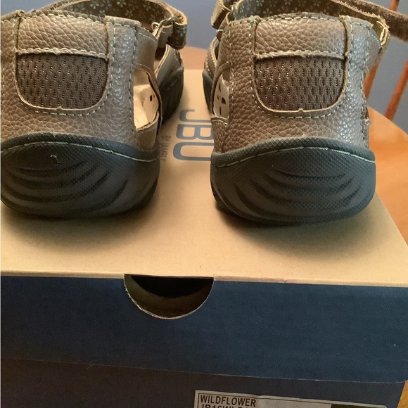 JBU sandals/shoes by Jambu -size 7 - Picture 5 of 6